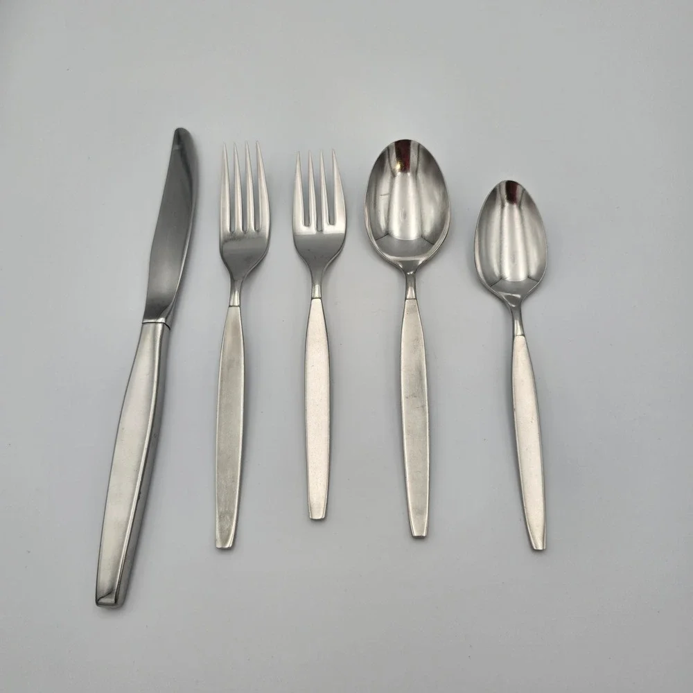 Oneida Community Frostfire 5 Piece Place Setting Stainless Steel Flatware Vtg